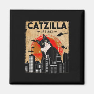 Vintages Catzilla T-Shirt - Funny Tuxedo Cat and K Magnet