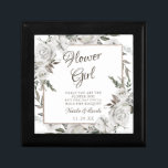 Vintages Cherish Flower Girl Zitat Personalisiert Erinnerungskiste<br><div class="desc">Vintage Cherish White Floral & Rose Gold lackierte Rose und Blume. Vintag klassisches und elegantes Aussehen, viel Grau, Elfenbeinweiß, Rose Gold, Dusty Pink, Pine Green, Gray Blätter und Blattwerk. Mit handgemalten Blütenelementen, Vintagen Schriftart für klassische Schrift und eleganten Rose Gold Glitzer Foil Geometric Square Frame auf einem Holzkohle, dunkelgrau, bearbeitbar...</div>