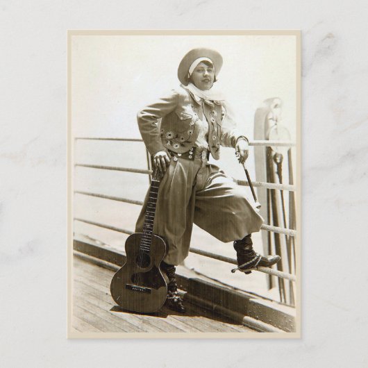 Vintages Cowgirl mit Guitar Foto Postkarte (Vorderseite)