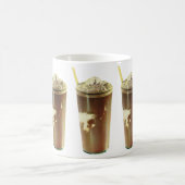 Vintages Dessert, Schokoladeschüttler und gepeitsc Kaffeetasse (Mittel)