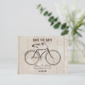 Vintages Fahrrad auf Holz Rustikale Postkarte (Stehend Vorderseite)