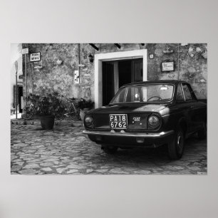 Vintages FIAT-Fahrzeug in Italien in einfarbiger F Poster