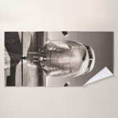 Vintages Flugzeug auf der Piste Badehandtuch (Badehandtuch)