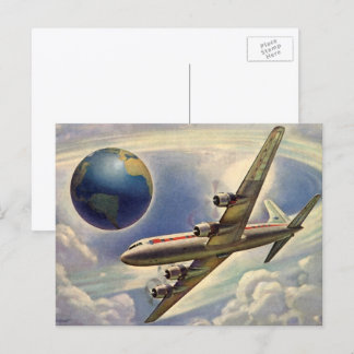 Vintages Flugzeug, das in Wolken um die Welt flieg Postkarte