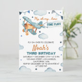 Vintages Flugzeug zum Geburtstag Einladung Fliegen (Stehend Vorderseite)