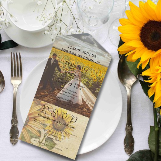 Vintages Foto mit Sonnenblumen All In One Einladung