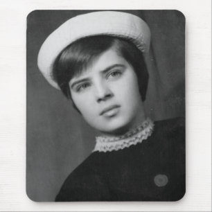 Vintages Foto von Young & Stylish Young Mod Girl Mousepad