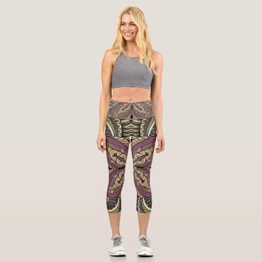 Vintages geometrisches Boho-Muster Capri Leggings (Vorderseite)