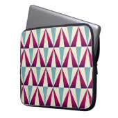 Vintages geometrisches, nahtloses Dreieck. Laptopschutzhülle (Vorderseite Links)