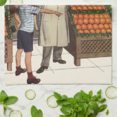 Vintages Geschäft, Obststand mit Grocer und Junge Geschirrtuch (Gefaltet)