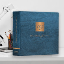 Vintages Gold mit Monogramm