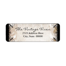 Vintages gotisches Eisenwerk und Skulls-Label