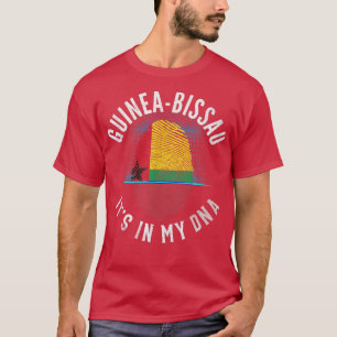 Vintages Guinea-Bissau-Fahne Es ist in meiner DNS T-Shirt
