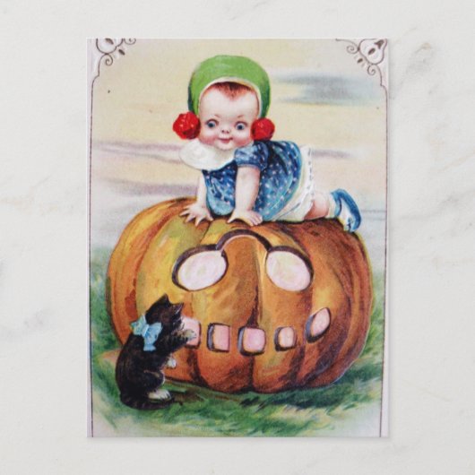 Vintages Halloween Baby On Pumpkin Postkarte (Vorderseite)