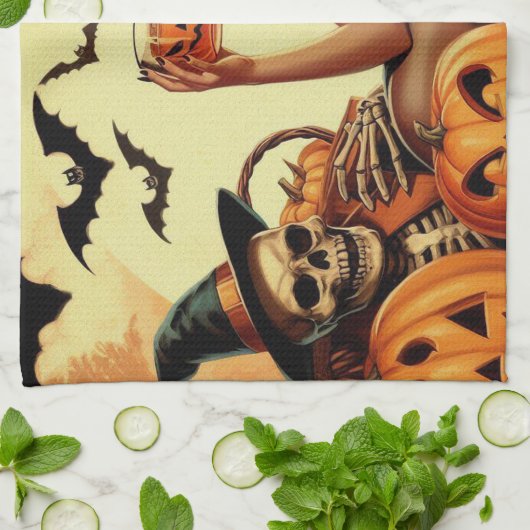 Vintages Halloween-Button Geschirrtuch (Gefaltet)