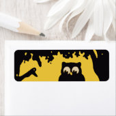 Vintages Halloween, Spooky Owl im Baum mit dem Mon (Insitu)