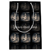 Vintages Hockey-Skatemuster Mittlere Geschenktüte (Vorderseite)