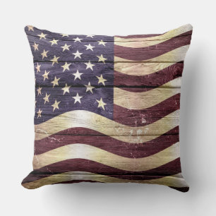 Vintages Holz unter amerikanischer Flagge Kissen