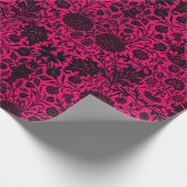 Vintages hübsches schwarzes Blumenmuster auf Nebel Geschenkpapier (Ecke)