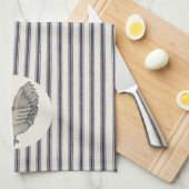 Vintages Hühnchen und angeschlagenes Küchentuch (Viertel Falte)