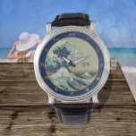 Vintages Japan und große Welle vor Kanagawa /Kanji Armbanduhr<br><div class="desc">WATCH(日 本/Japan): Designer beobachten japanische berühmte japanische Kunst aus der Antike - "Great Wave off Kanagawa", eine der malerischsten Repräsentationen Japans. Aus der Geschichte: "Katsushika Hokusai The Great Wave Off Kanagawa (1830) The Great Wave off Kanagawa, auch bekannt als The Great Wave oder einfach The Wave, ist ein ukiyo-e-Druck des...</div>