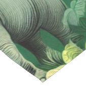 Vintages Jungtiermuster Tischdecke (Schrägansicht)