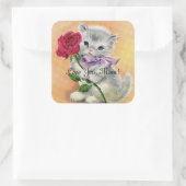 Vintages Kätzchen mit Rose Quadratischer Aufkleber (Tasche)