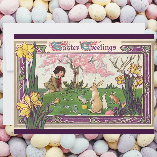 Vintages Kind auf einer Eizelljagd mit Tieren