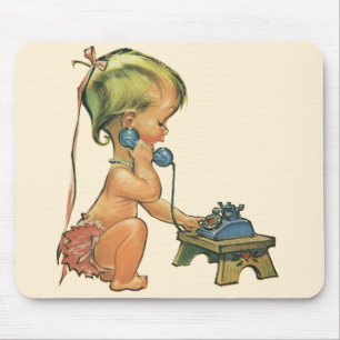Vintages Kind Niedlich Blond Girl spricht auf Spie Mousepad