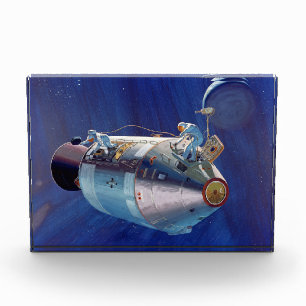 Vintages Konzept des Apollo-15-Befehlsmoduls Po Fotoblock
