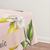 Vintages Lemon & Blossom-Muster auf rosa (2) Tischdecke (Beispiel)
