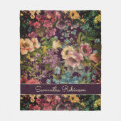 Vintages lila schwarzes Blumenmuster Fleecedecke (Vorderseite)