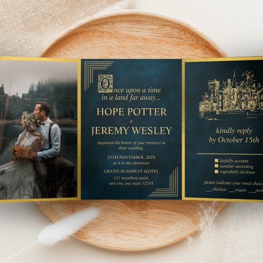 Vintages Märchenbuch Gold Smaragdmagie Dreifach Gefaltete Einladung