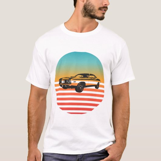 Vintages Muskelauto im Retro-Sonnenuntergang T-Shirt (Vorderseite)