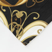 Vintages Muster auf schwarzem Hintergrund mit gold Fleecedecke (Ecke)