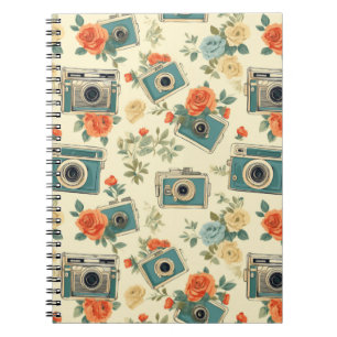 Vintages Muster für Blumen und Kameras Notizblock