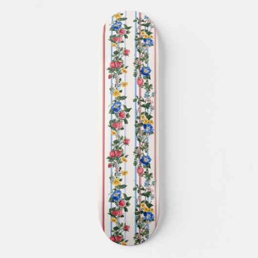 Vintages Muster für vertikale Erdbeeren Skateboard (Vorderseite)