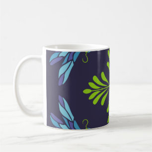 Vintages Muster, grüne blaue Libelle auf dunklem R Kaffeetasse