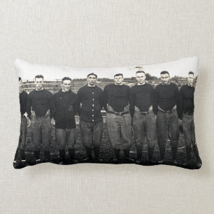 Vintages Notre- Damefußball-Team-Porträt 1914 Lendenkissen