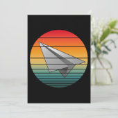 Vintages Papierflugzeug Einladung (Stehend Vorderseite)