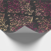Vintages Pariser Burgund und Gold Grunge Damask Geschenkpapier (Ecke)
