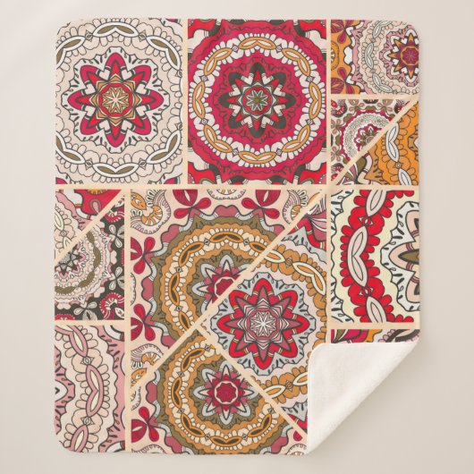 Vintages Patchwork-Quiltmuster. Vintag dekorativ Sherpadecke (Vorderseite)