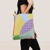 Vintages Patchwork-Quiltmuster. Vintag dekorativ Tasche (Von Nahem)