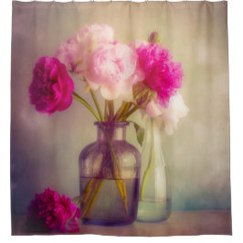 Vintages Peony Bouquet in Glass Vases Duschvorhang