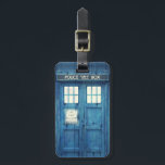 Vintages Polizeitelefon Öffentliche Anrufe Gepäckanhänger<br><div class="desc">Hallo,  dieses Design stellt eine Vintage Polizei-Telefon-öffentlich Telefonbox in der Regel britisch.</div>