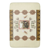 Vintages Retro mit Spitzen und Blume auftragen Badematte (Vorderseite Vertikal)