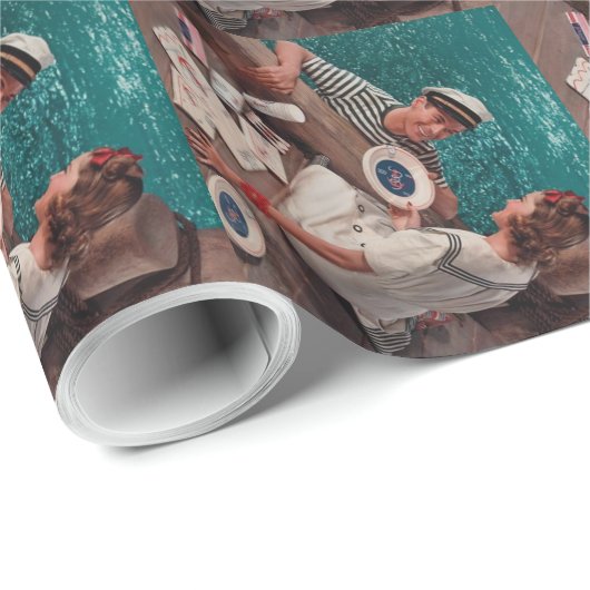 Vintages Retro-Paar Geschenkpapier (Rolleneckpunkt)