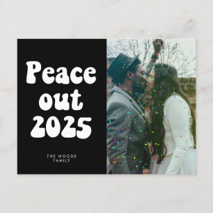 Vintages Retro-Skript Peace out 2023 New Year Foto Feiertagspostkarte