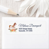 Vintages Rockpferd mit Blumenstrauß (Insitu)