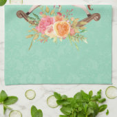 Vintages Rockpferd mit Blumenstrauß Geschirrtuch (Gefaltet)